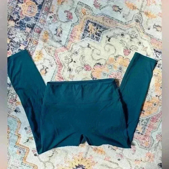 Fabletics Leggings Size Small EUC Dark Turquoise Teal - Picture 1 of 4